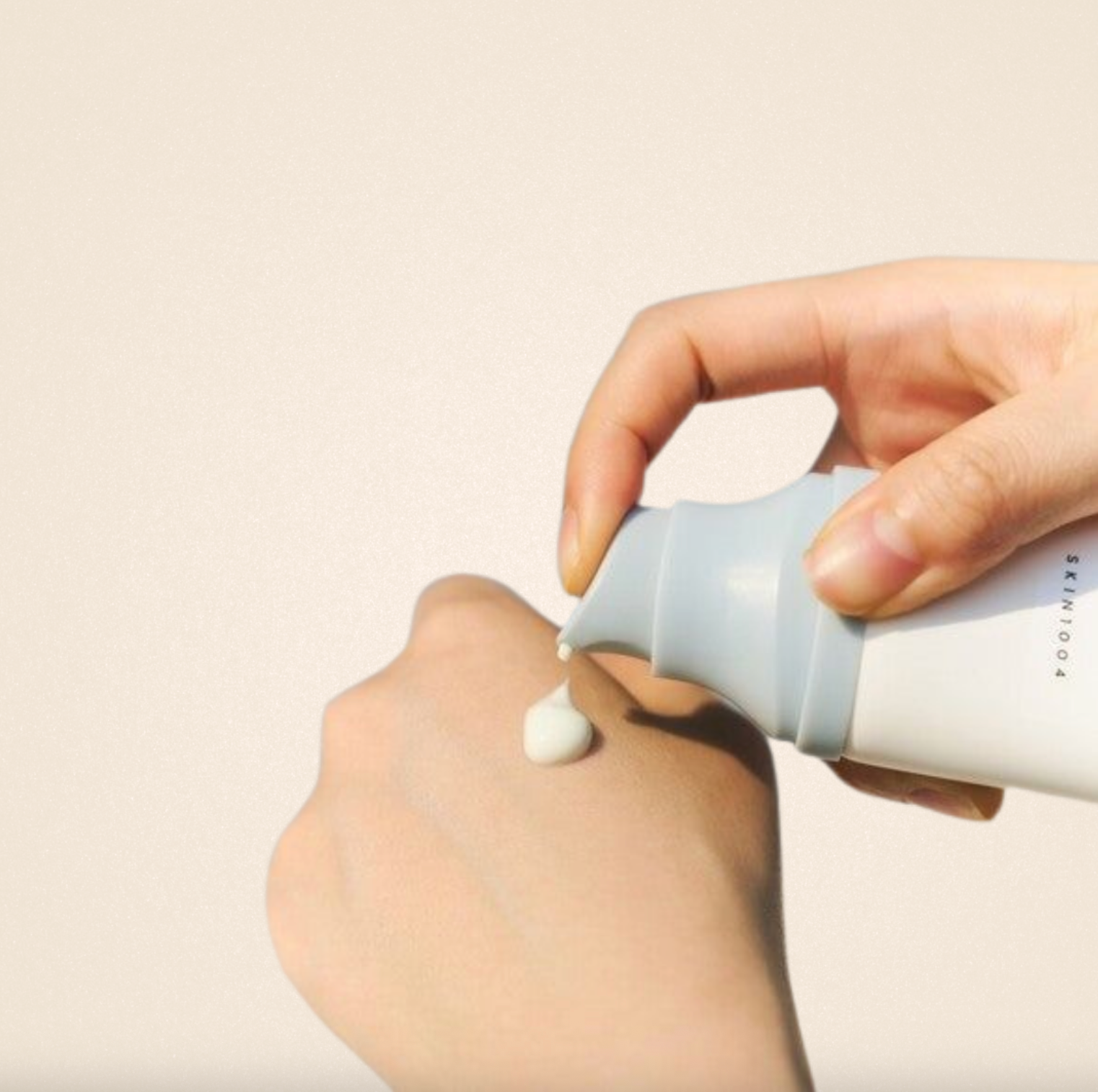 SKIN1004 - Madagascar Centella Hyalu-Cica Water-Fit Sun Serum