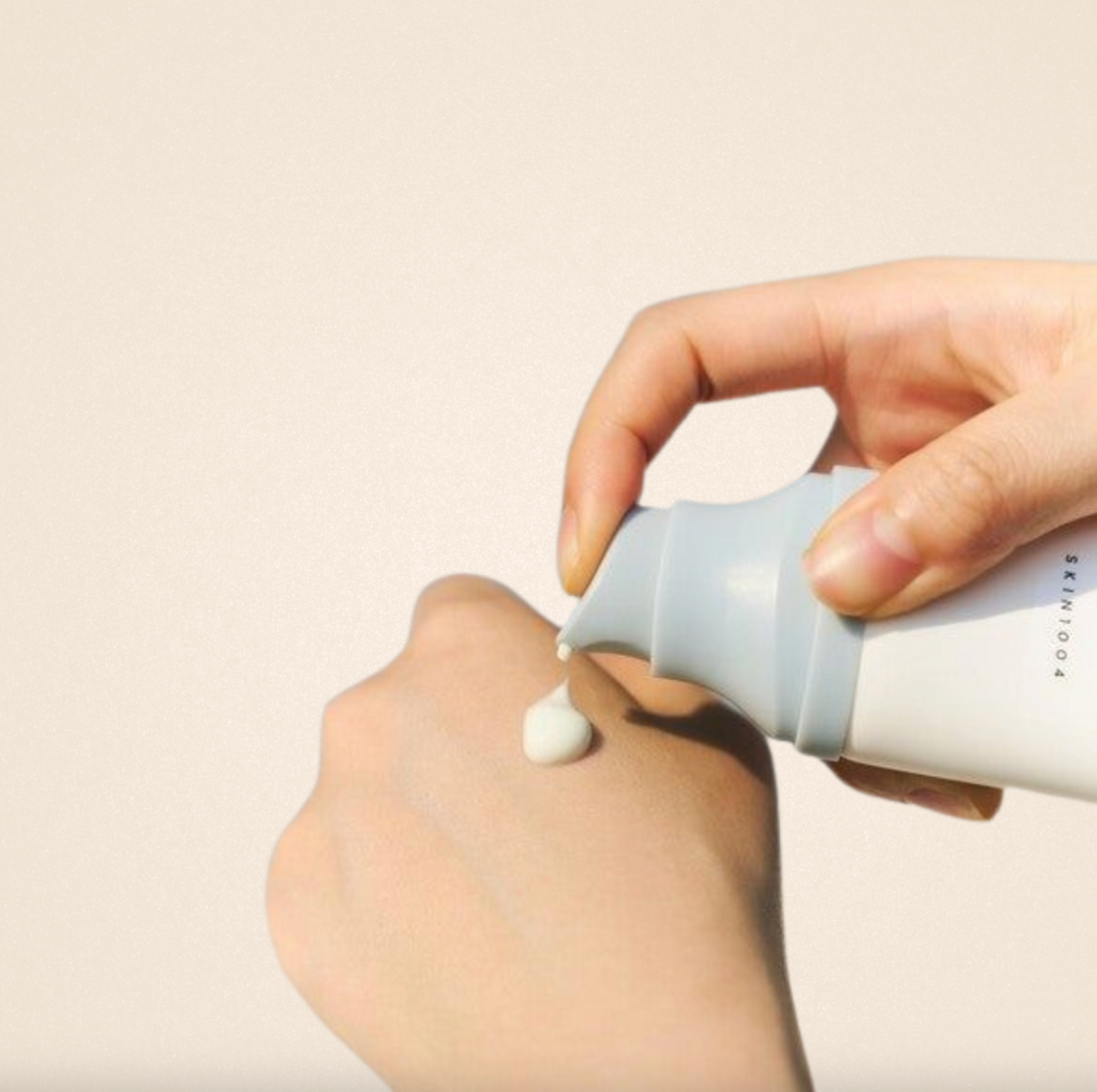 SKIN1004 - Madagascar Centella Hyalu-Cica Water-Fit Sun Serum